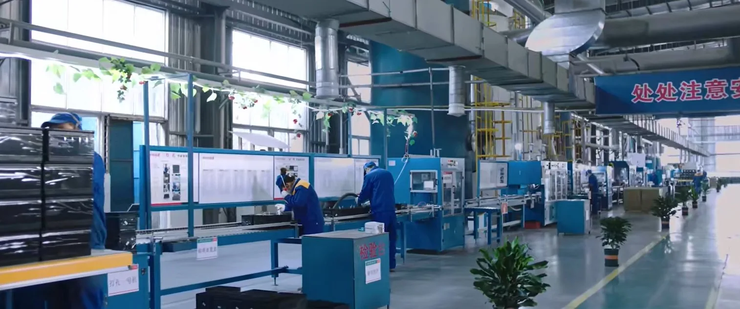 عملية تصنيع البطاريات في منشأة Chengguang Power Tech Co., Ltd.